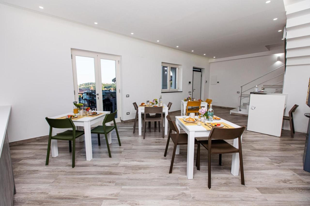 Acqua Leggia Couette-café *