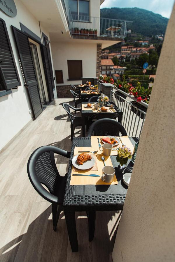 Acqua Leggia Couette-café *